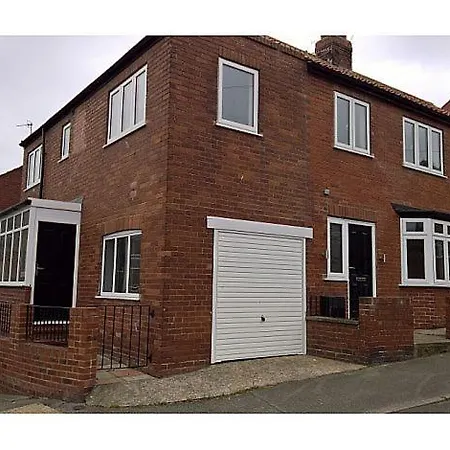 Cooks Row Villa Scarborough Exterior photo